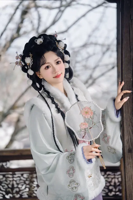 [YITUYU艺图语]2025.03.02 远山乔 小陈 14